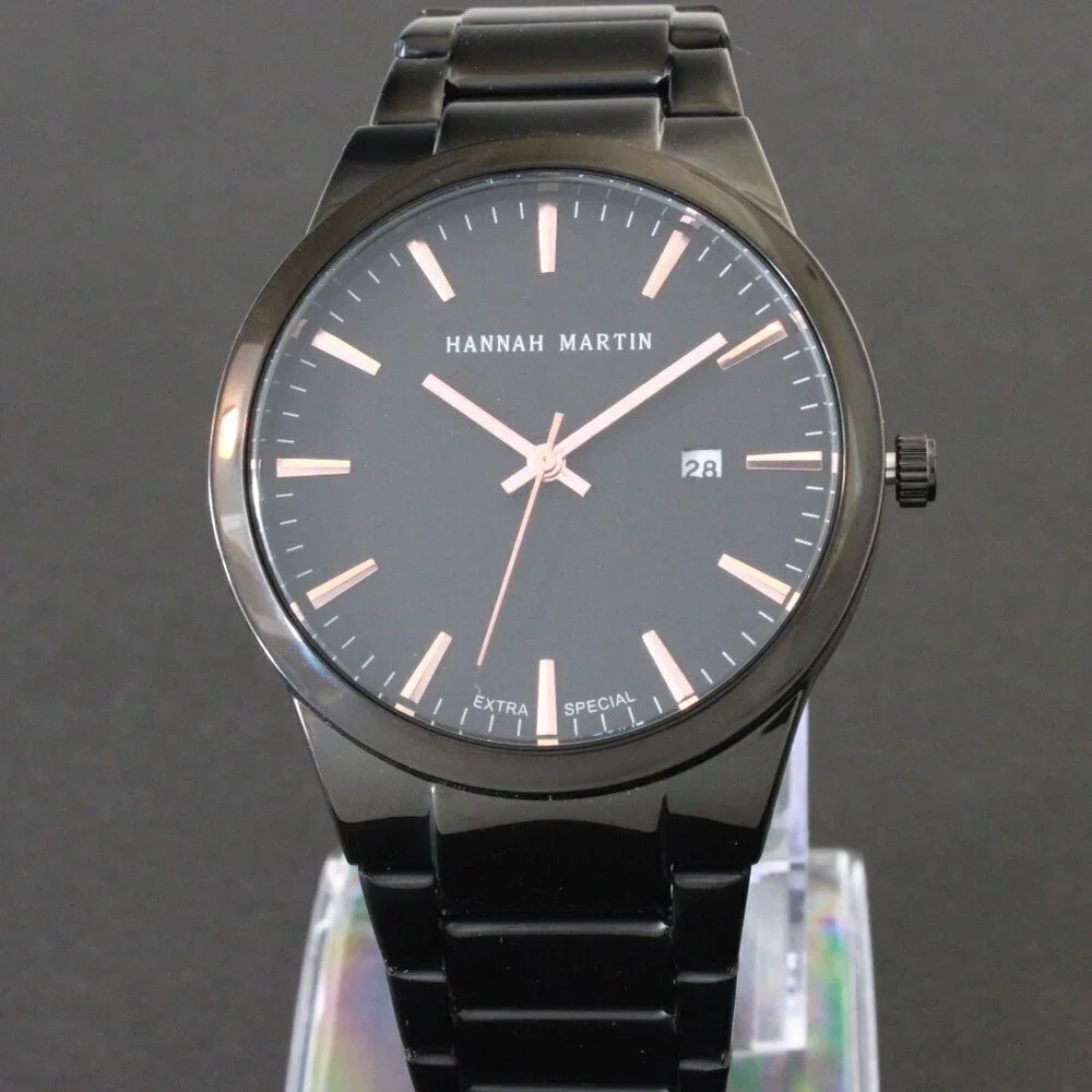 Men's Sports Watch Raised Indices Integrated Bracelet Black Quartz 40mm